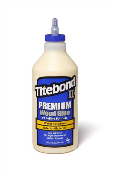 500-5 32oz. Titebond II Premium Wood Glue